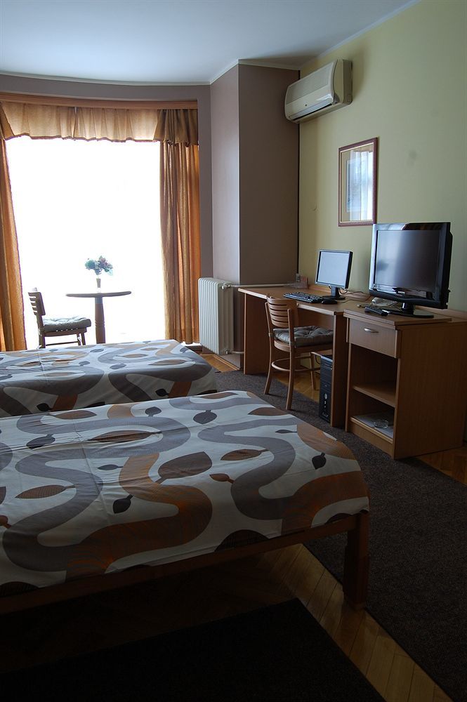 Voyager Bed & Breakfast Nowy Sad Zewnętrze zdjęcie