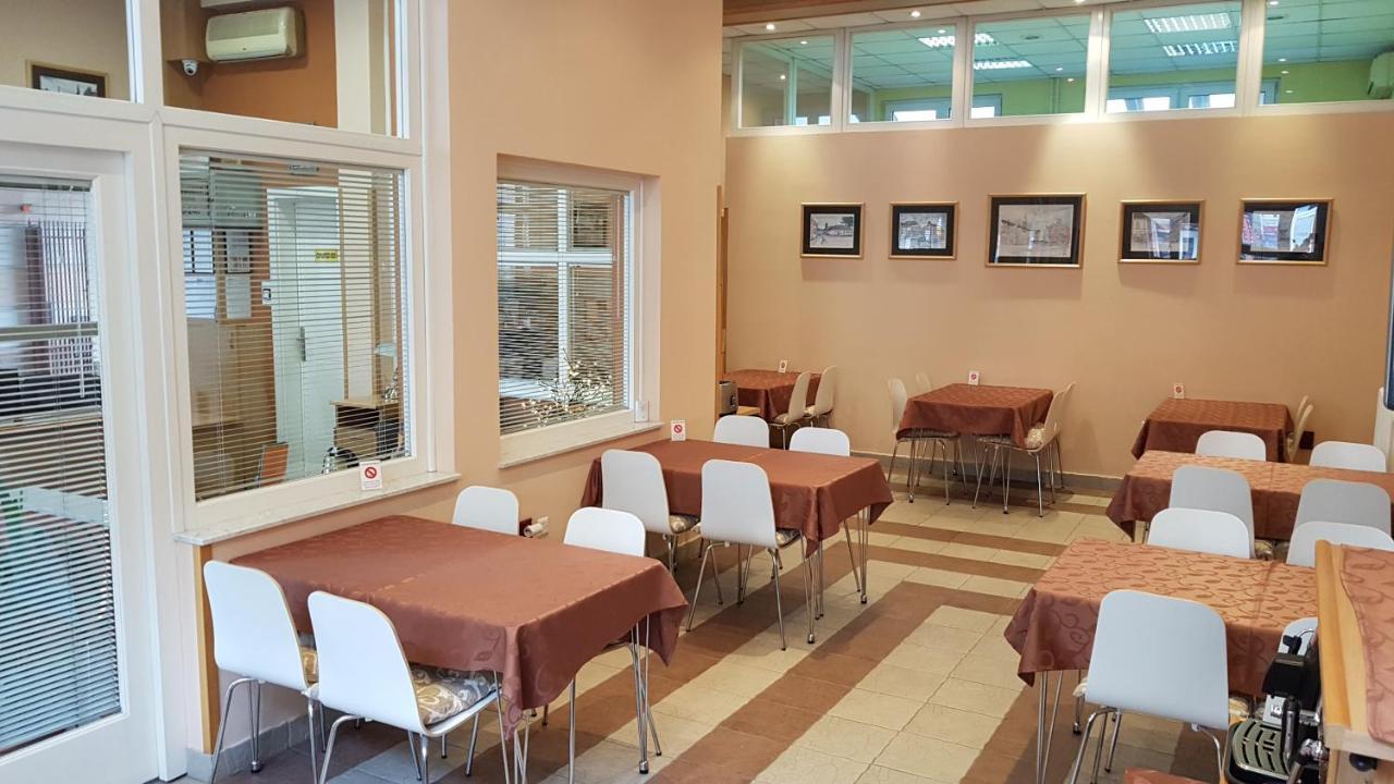 Voyager Bed & Breakfast Nowy Sad Zewnętrze zdjęcie